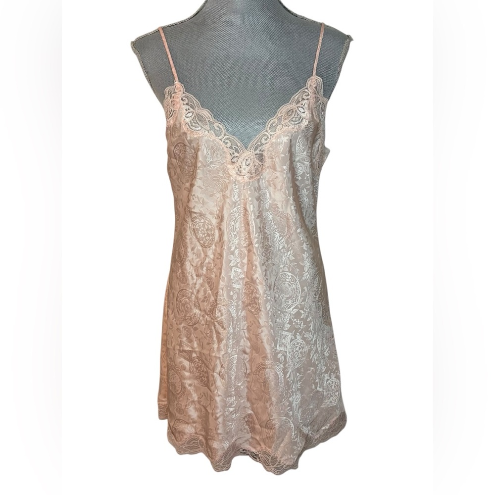 Vintage Victoria’s Secret Pink Lace Satin Slip Dress Y2K Size S